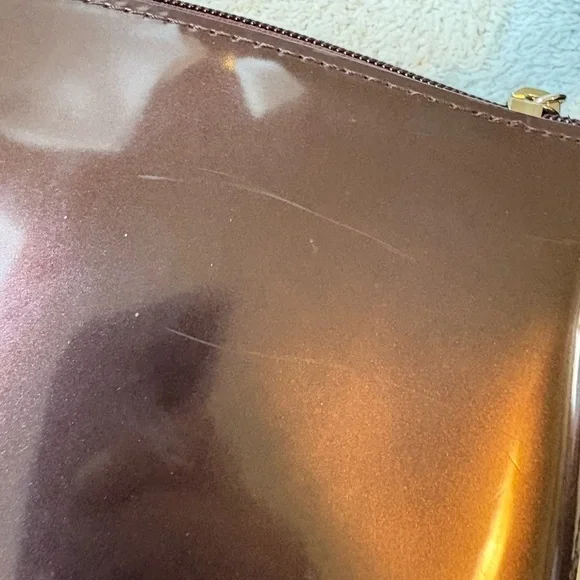 Beijo Brown Patent Leather Crossbody Bag Purse - Picture 10 of 12